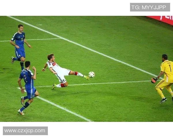 2018年世界杯经典对决德国队与巴西队的激烈碰撞回顾