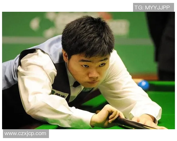 丁俊晖与塔猜亚巅峰对决决赛精彩瞬间回顾与分析 丁俊晖与塔猜亚巅峰对决决赛精彩瞬间回顾与分析